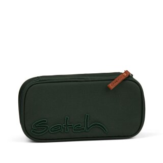 satch Schlamperbox Nordic Forest Green – Federmäppchen mit Geodreieck